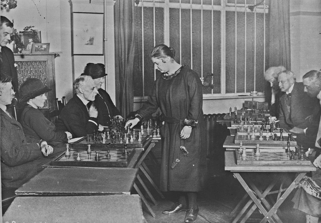 International Chess Federation on X: "Today we celebrate the birthday of Vera Menchik, the first and longest-reigning Women's World Champion in chess history! Born in 1906, Vera won the inaugural event in
