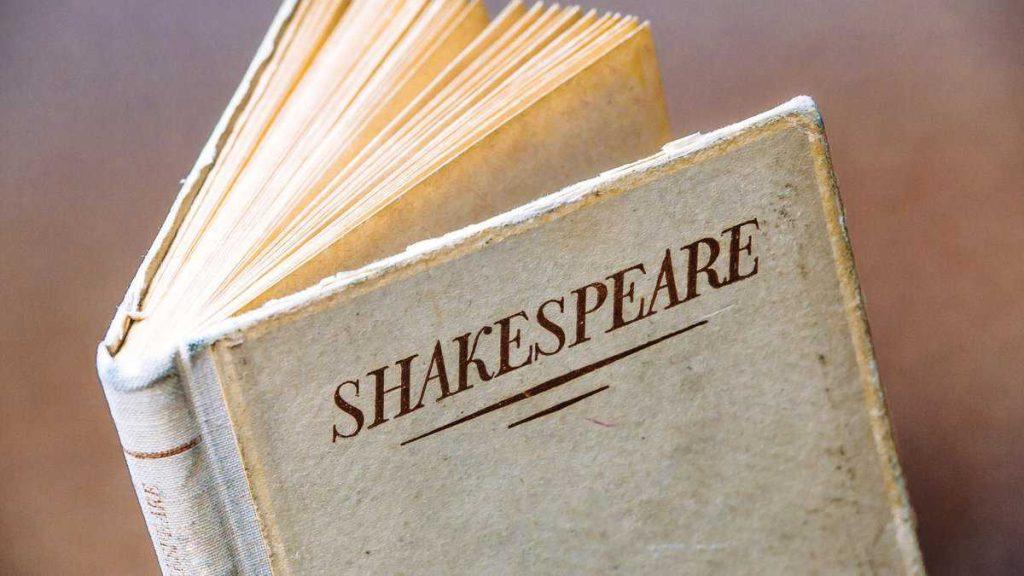 BiblioLifestyle - 15 Memorable Shakespeare Quotes Every Literature Enthusiast Should Know