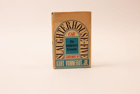 Slaughterhouse-Five Kurt Vonnegut, first edition and first printing, 1969 | My Site