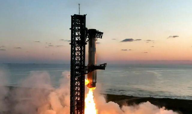 SpaceX rocket booster successful landing after test launch