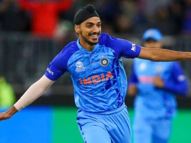 Arshdeep Singh Happy Birthday Overall Performance Ipl Record Indian Cricket Team | Happy Birthday Arshdeep Singh: अर्शदीप सिंह ने कम उम्र में ही हासिल कर ली कई उपलब्धियां, जानें कैसा रहा अब
