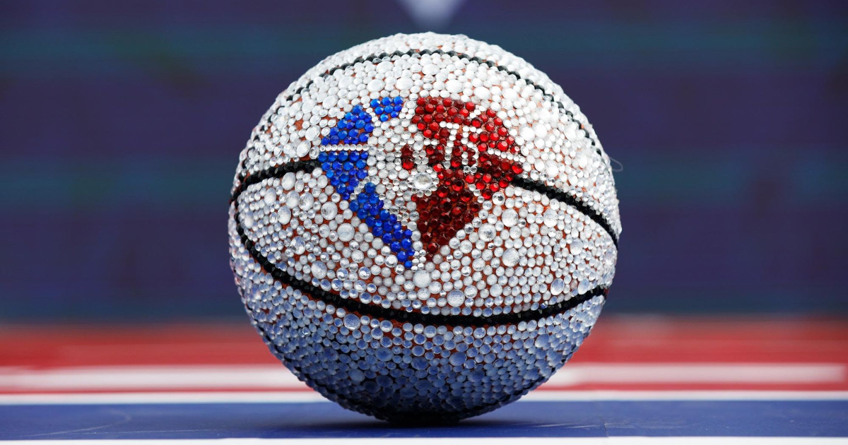 Top 5 Unbreakable NBA Records in History | Quizzop